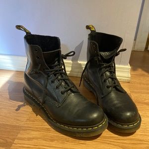 Dr Marten’s Boots 1460 Pascal  size 10